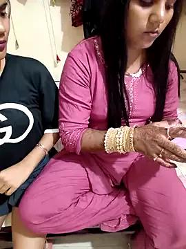 StripChat Unique_MomandDaughterrs  is Freechat  Unique_MomandDaughterrs — asss show