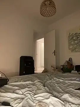 Valentinafreaky — Av med klnning