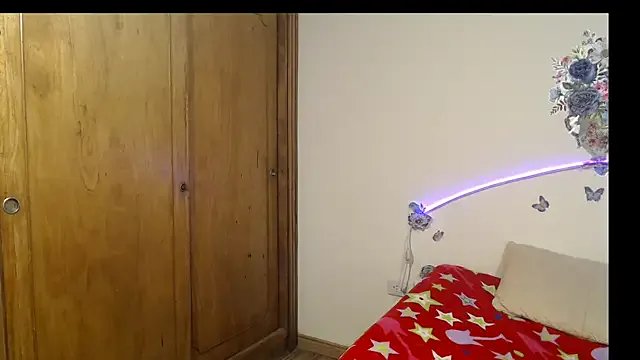 Valeryxs on StripChat