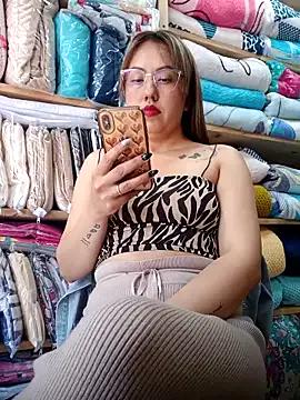 Freechat VIOLETA-25_ on StripChat