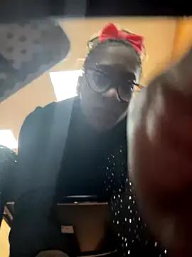 Freechat VixenCapri on StripChat