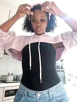 xxTatiannaxx on StripChat 