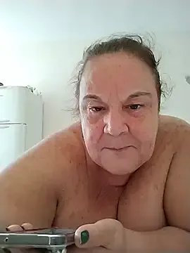 Yaya_Mineira on StripChat 