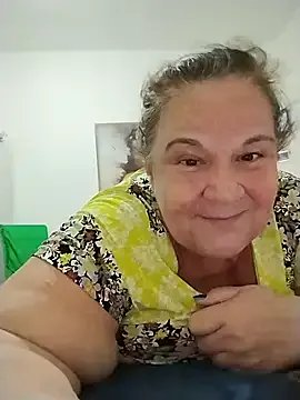 Yaya_Mineira on StripChat 