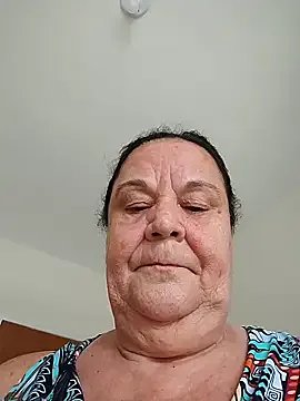 Yaya_Mineira on StripChat 