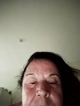 Yaya_Mineira on StripChat 