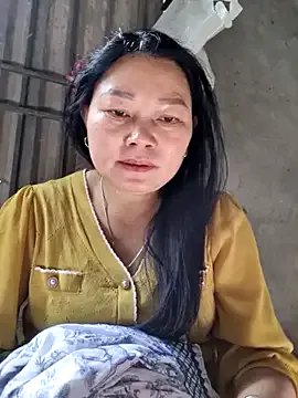 yoowwmr on StripChat 