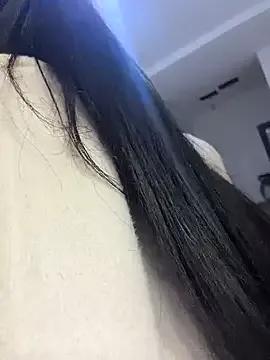 YouCandiSumisa — Acariciame el coo en lugar pblico C.C.