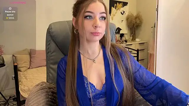 Yummy_Jane on StripChat 