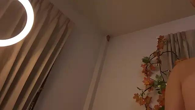 Group zghn88 on StripChat