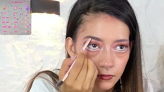 Freechat zorravioletta1 on StripChat